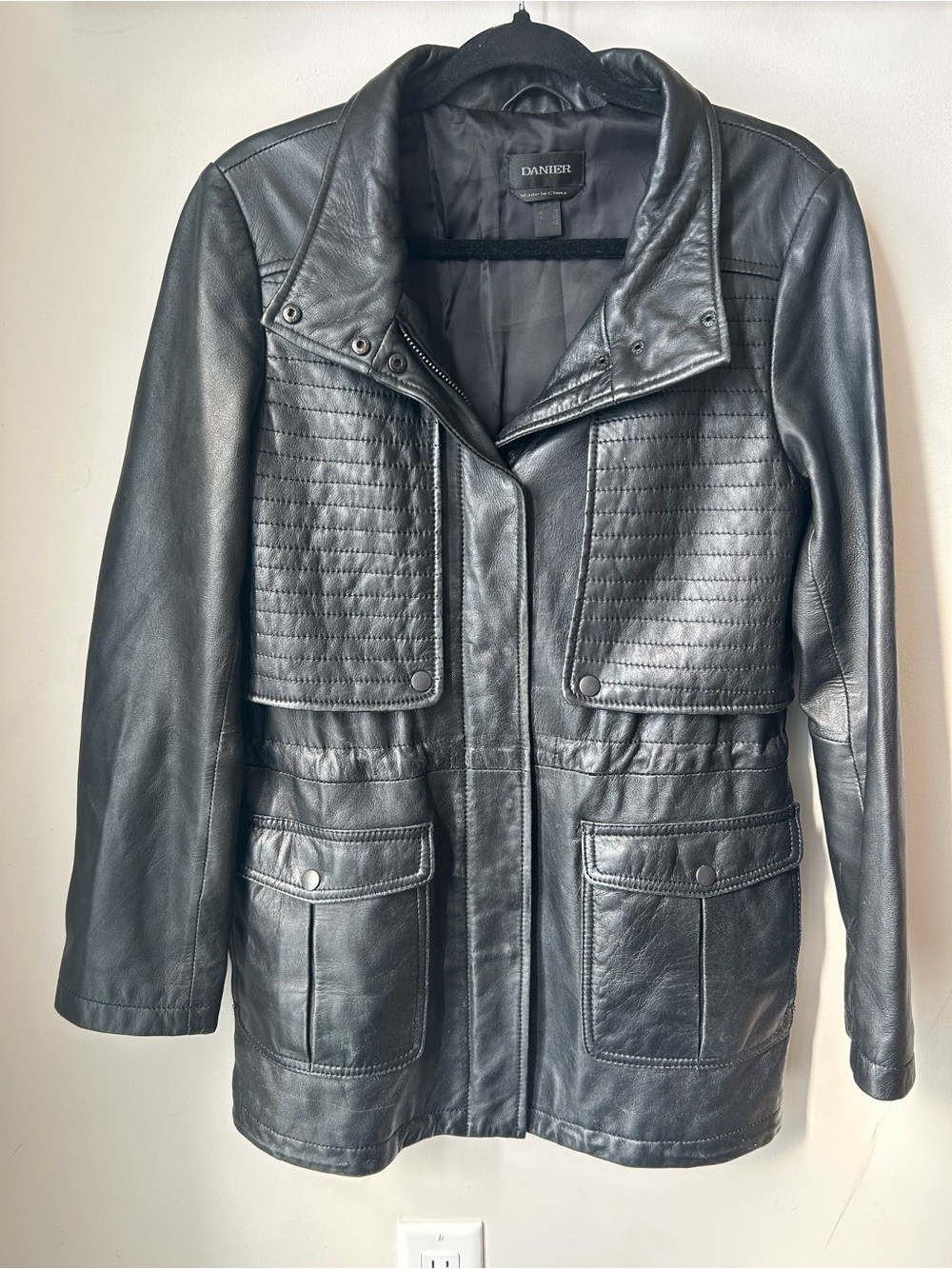 Danier Genuine Leather Utility Jacket Black S/P Quilted Y2K Adjustable Waist